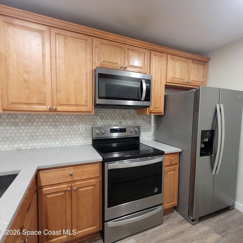 1460 Sheafe Avenue NE 105, Palm Bay, FL 32905