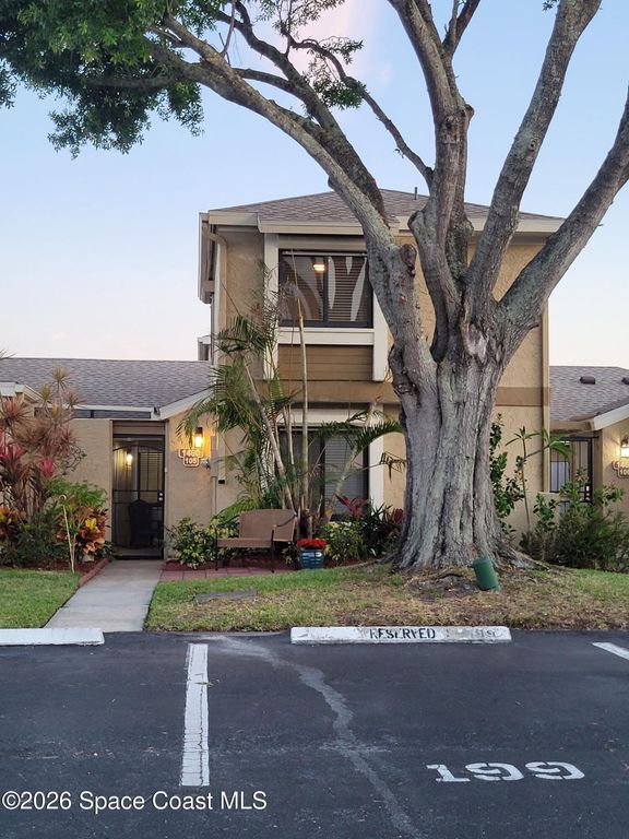 1460 Sheafe Avenue NE 105, Palm Bay, FL 32905