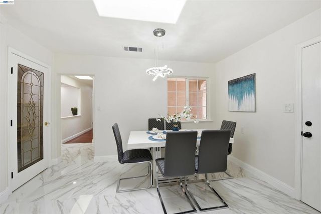 37658 Canterbury St, Fremont, CA 94536