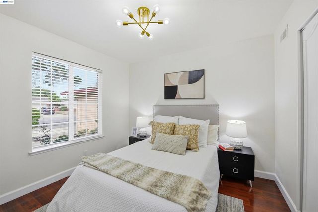 37658 Canterbury St, Fremont, CA 94536