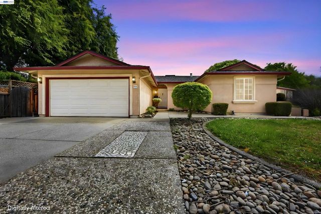 37658 Canterbury St, Fremont, CA 94536