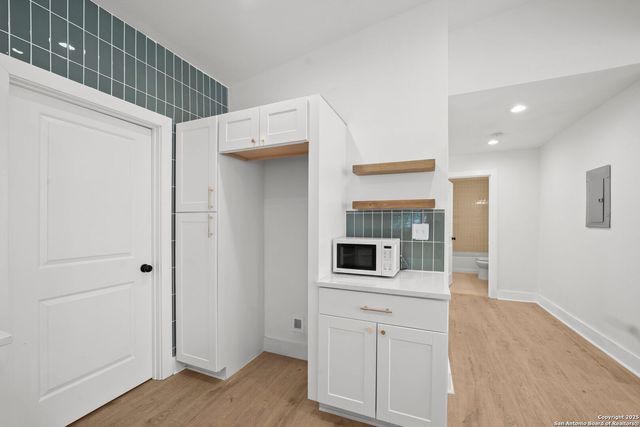 725 WESTFALL, San Antonio, TX 78210