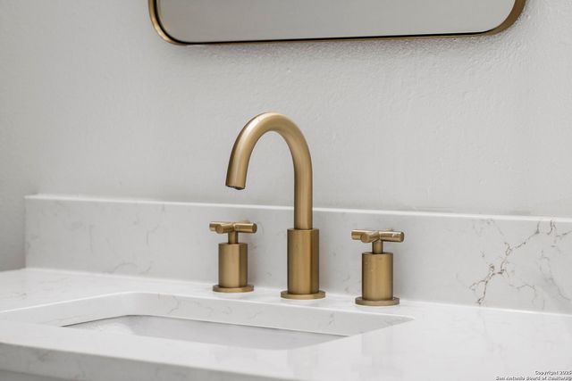 725 WESTFALL, San Antonio, TX 78210