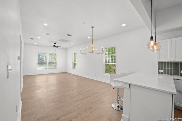 725 WESTFALL, San Antonio, TX 78210