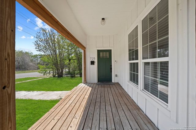 725 WESTFALL, San Antonio, TX 78210