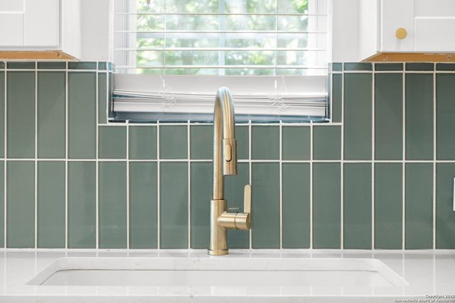 725 WESTFALL, San Antonio, TX 78210