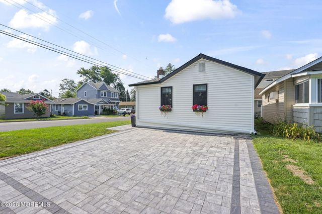 601 Central Avenue, Spring Lake, NJ 07762