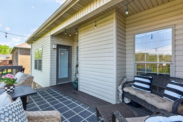 105 Elm Fork Drive, Paris, KY 40361