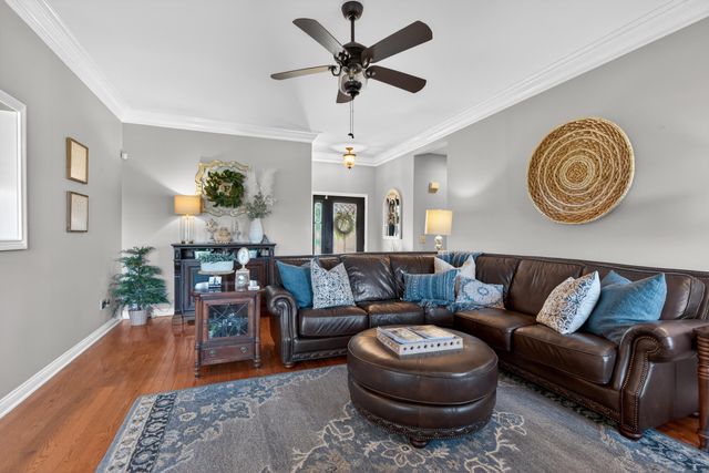 105 Elm Fork Drive, Paris, KY 40361