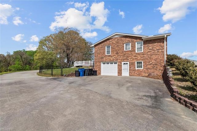 1512 Pittman Street, Mount Airy, NC 27030