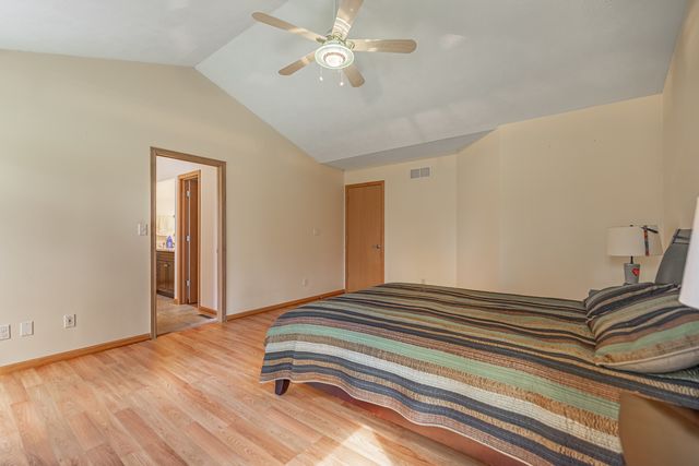 227 FOXFIRE Place, Rockton, IL 61072