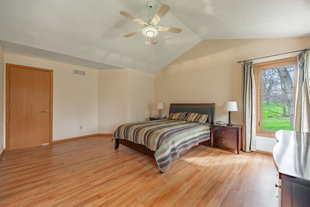 227 FOXFIRE Place, Rockton, IL 61072