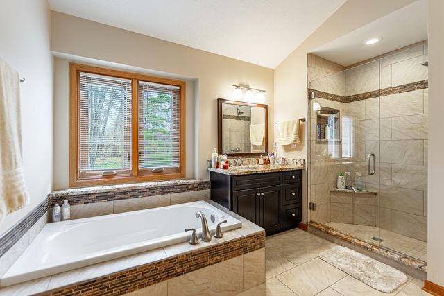 227 FOXFIRE Place, Rockton, IL 61072