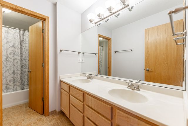 227 FOXFIRE Place, Rockton, IL 61072