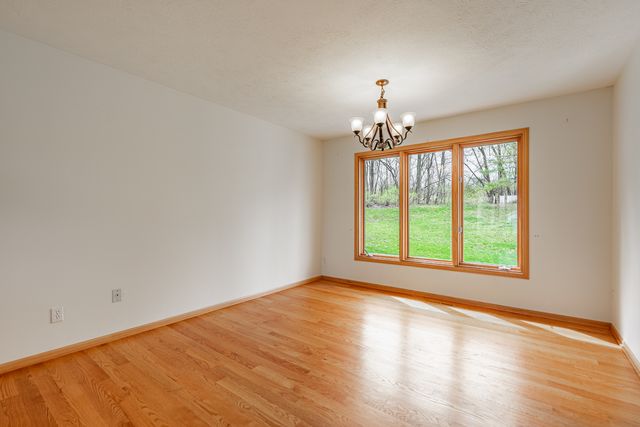227 FOXFIRE Place, Rockton, IL 61072