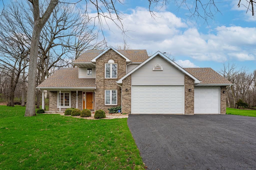 227 FOXFIRE Place, Rockton, IL 61072