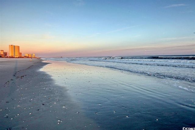 1801 N Ocean Blvd. E4, North Myrtle Beach, SC 29582