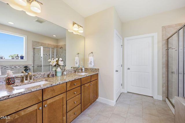 1406 Baxter Ridge Court, Apex, NC 27502