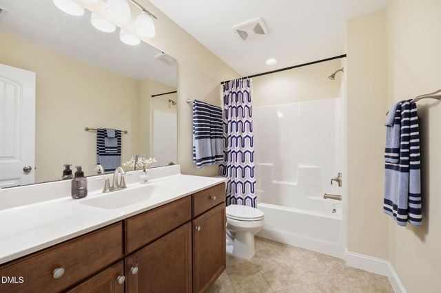 1406 Baxter Ridge Court, Apex, NC 27502