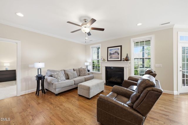 1406 Baxter Ridge Court, Apex, NC 27502