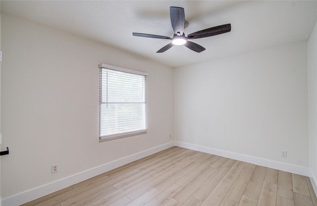 4537 Grand Oaks Drive, Willis, TX 77378