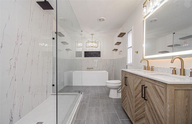 4537 Grand Oaks Drive, Willis, TX 77378