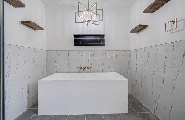 4537 Grand Oaks Drive, Willis, TX 77378