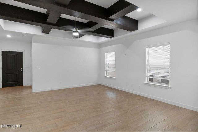 10709 Drew Pearson Drive, El Paso, TX 79924