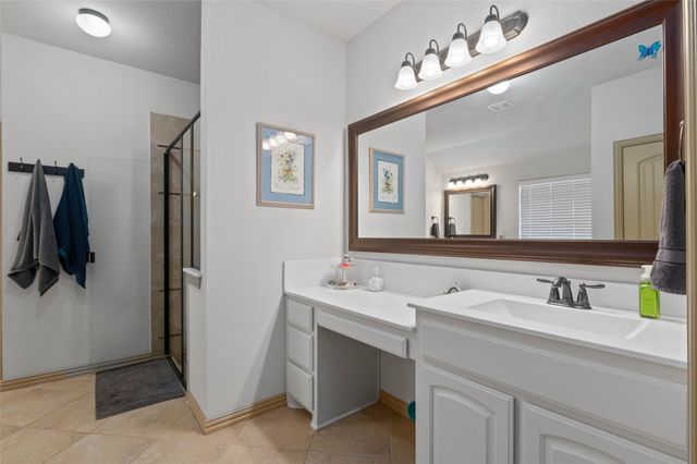 133 High Ridge Court, Decatur, TX 76234