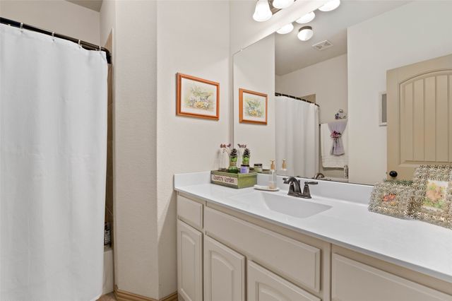 133 High Ridge Court, Decatur, TX 76234