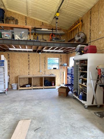 133 High Ridge Court, Decatur, TX 76234