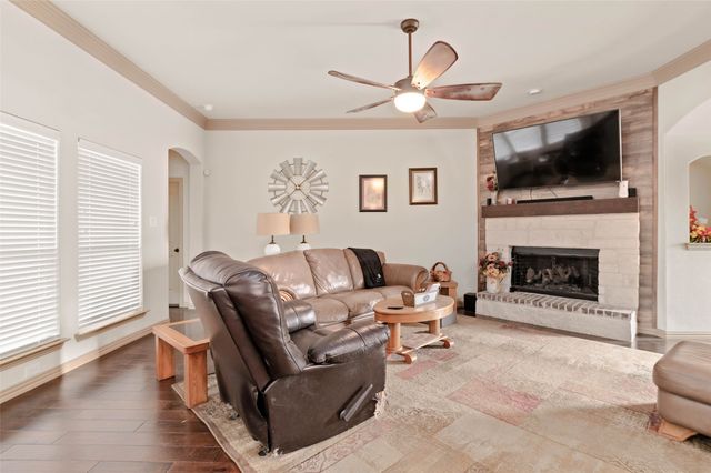 133 High Ridge Court, Decatur, TX 76234