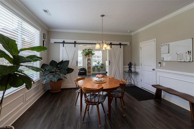 2539 W Azalea Point RD, Norfolk, VA 23518