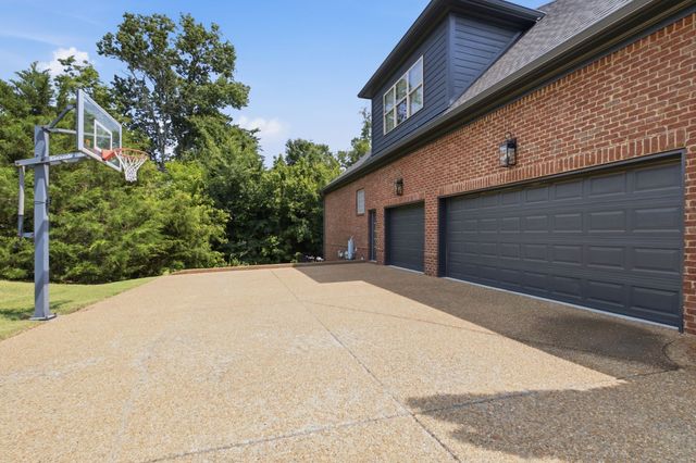 1600 Glenellen Way, Brentwood, TN 37027