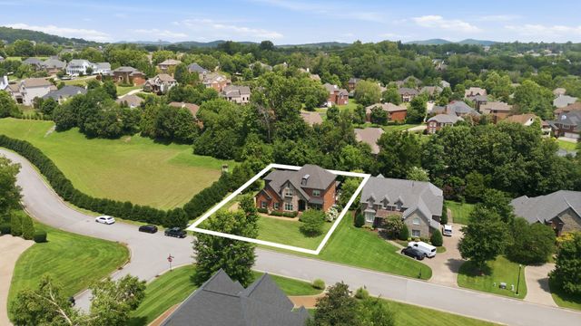 1600 Glenellen Way, Brentwood, TN 37027