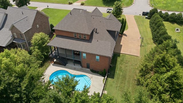 1600 Glenellen Way, Brentwood, TN 37027