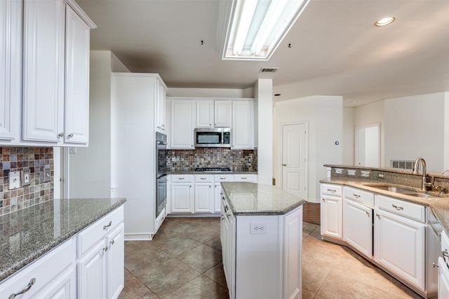 8924 High Meadows Drive, Plano, TX 75025