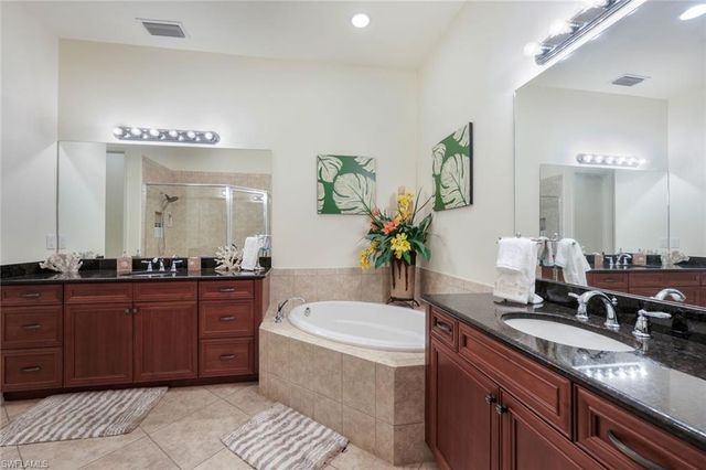 11072 Esteban DR, Fort Myers, FL 33912