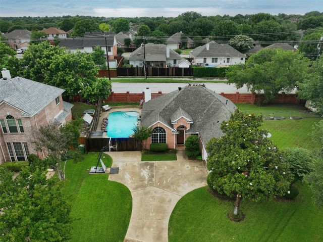 11 Enchanted Court, Mansfield, TX 76063