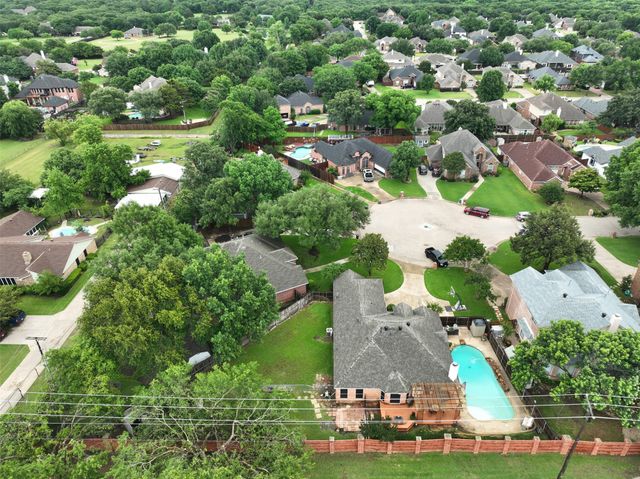 11 Enchanted Court, Mansfield, TX 76063