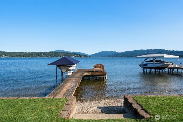 454 W Lake Sammamish Parkway NE, Bellevue, WA 98008