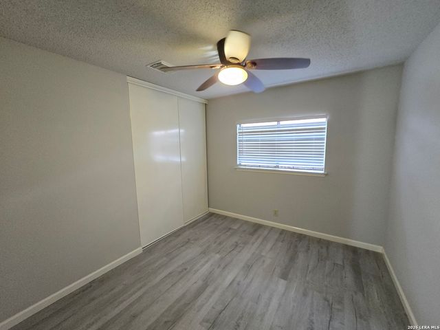 27 Messenger Crk, Leon Valley, TX 78238