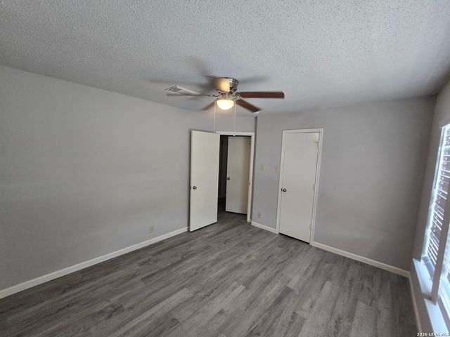 27 Messenger Crk, Leon Valley, TX 78238