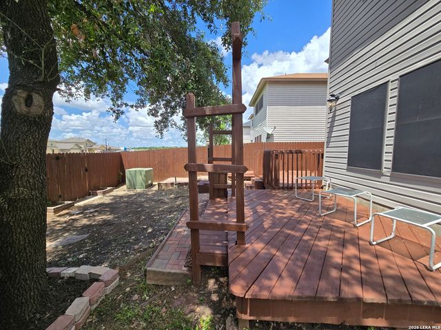 27 Messenger Crk, Leon Valley, TX 78238