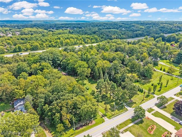 18229 Howe Road, Strongsville, OH 44136