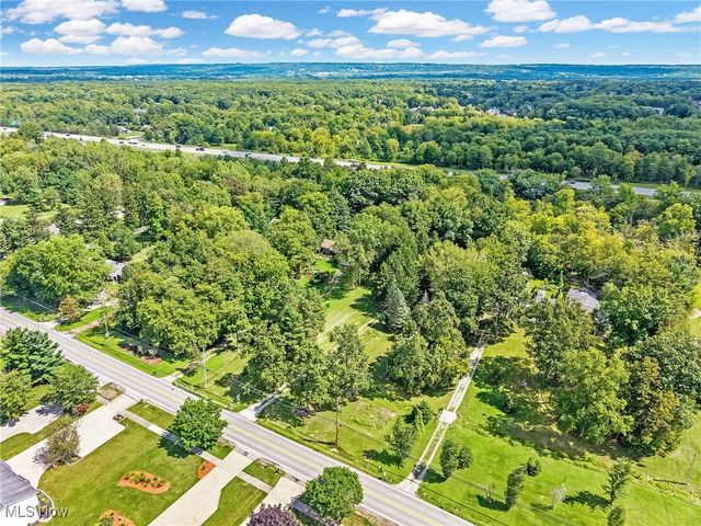 18229 Howe Road, Strongsville, OH 44136