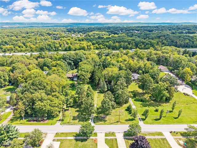 18229 Howe Road, Strongsville, OH 44136