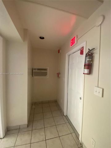 1739 SW 28th Terrace, Fort Lauderdale, FL 33312