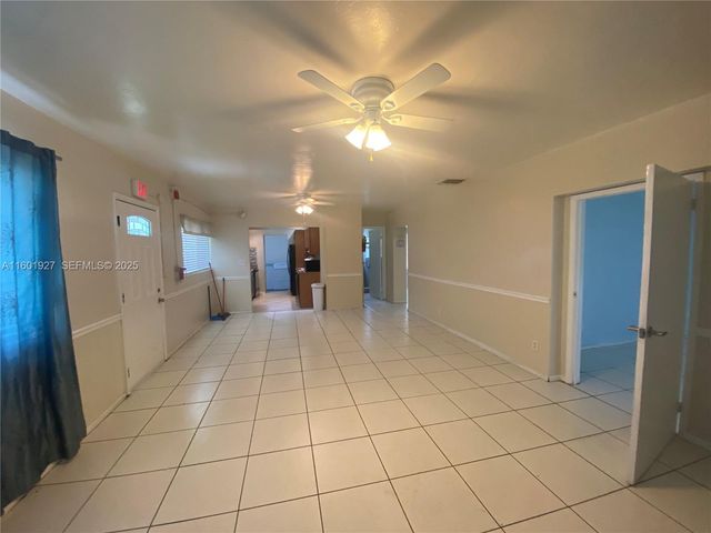 1739 SW 28th Terrace, Fort Lauderdale, FL 33312