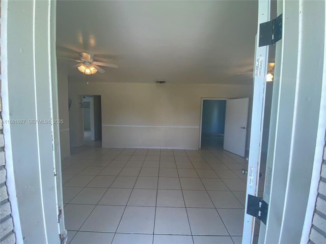 1739 SW 28th Terrace, Fort Lauderdale, FL 33312